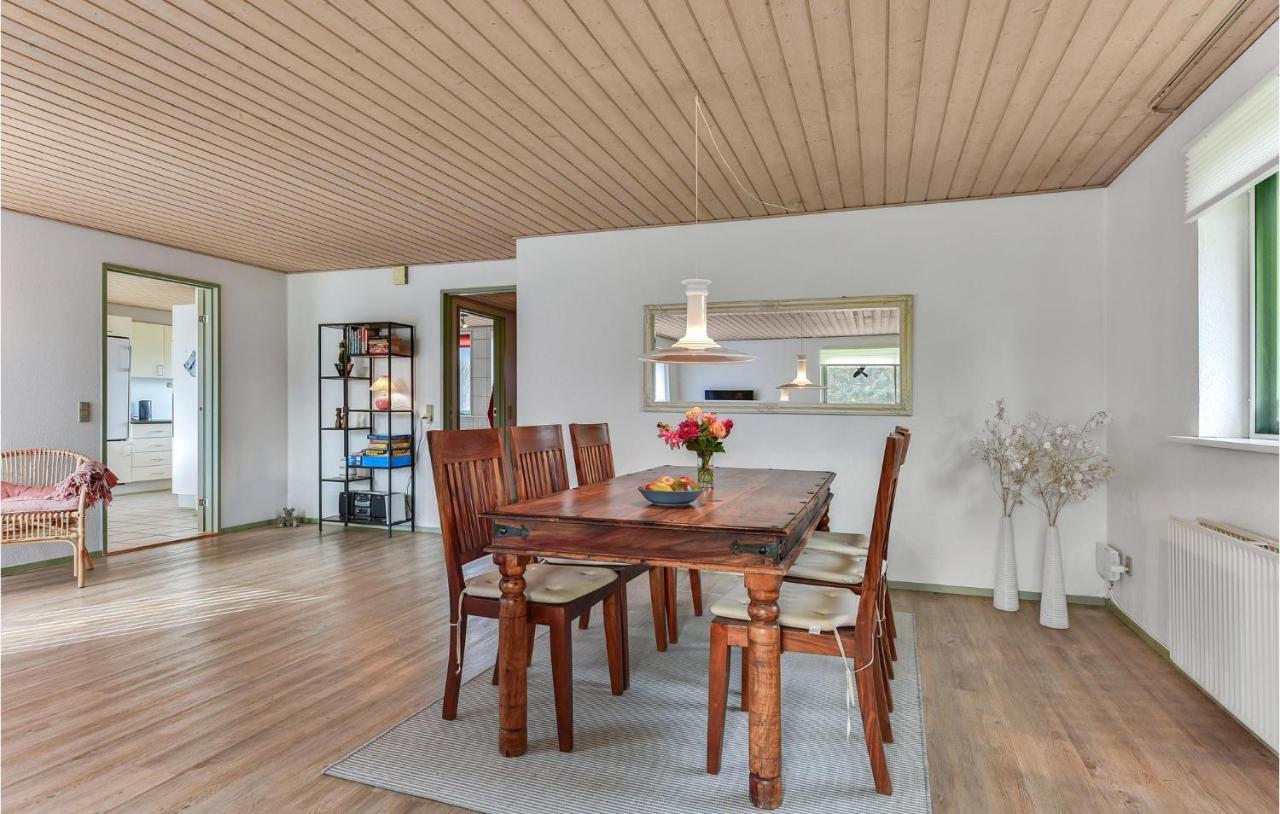 Lovely Home In Logumkloster With House A Panoramic View Agerskov Bagian luar foto